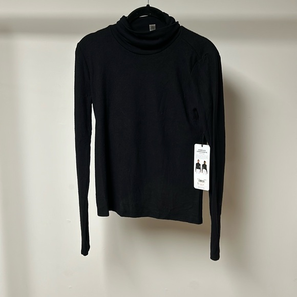 Alo yoga embrace long sleeve black - Picture 1 of 2